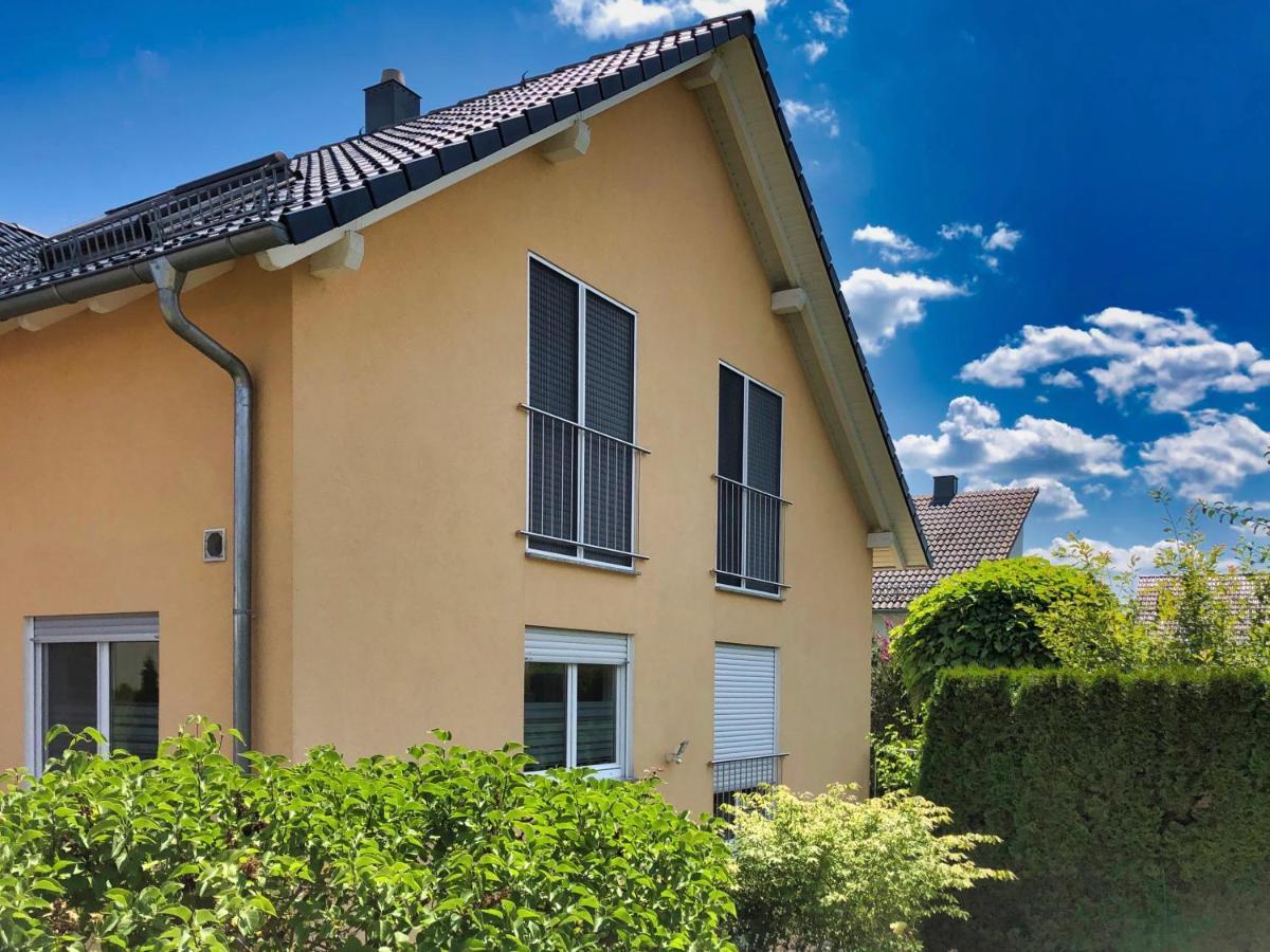 2 Zimmer Apartment, 70 Qm, Max 4 Pers, Private Terasse, 2 Parkplaetze, Internet 250 Mbit Gärtringen Εξωτερικό φωτογραφία